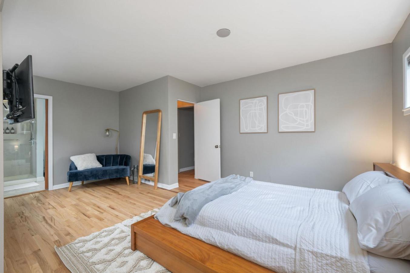 3br 3ba Kerry Park Retreat In Queen Anne Holiday home Seattle