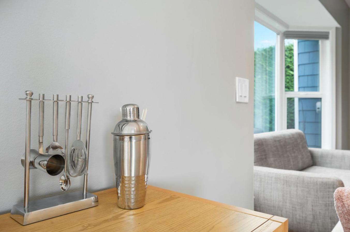 3br 3ba Kerry Park Retreat In Queen Anne *